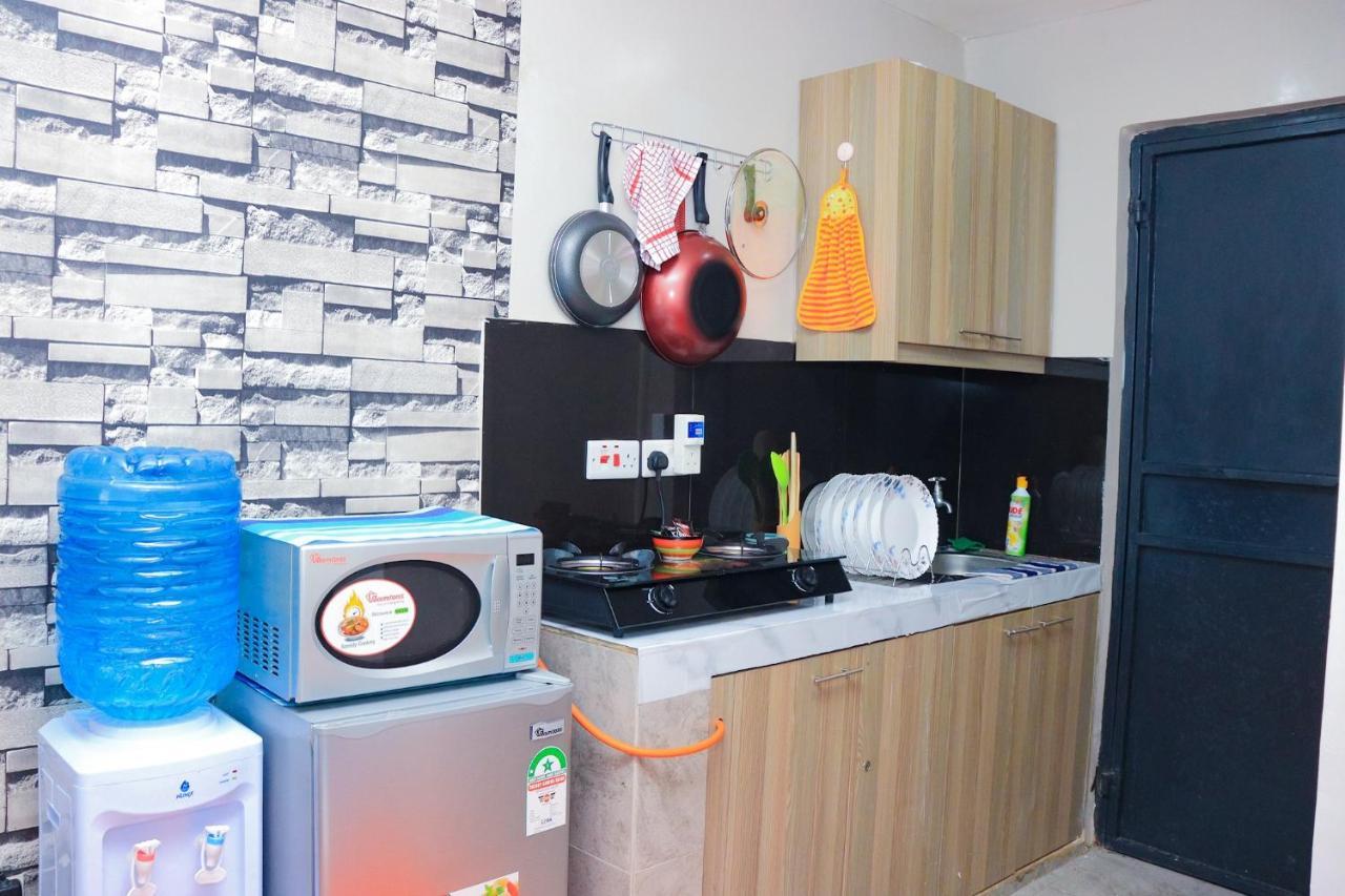 Drew'S Studio Apartment Near Nairobi Jkia Airport Esterno foto